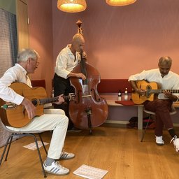 <p>Gypsie Jazz im Maximahl</p>